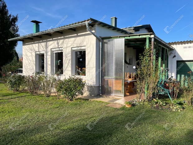 K�l�nleges vid�ki �denkert Kisfaludon