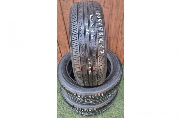 Kumho 205/55 R17 7mm 2015-s Nyri Gumiabroncs 3db #216