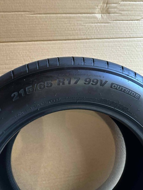 Kumho 215/65 R17 nyári gumi garnitúra (Ecsta PS71 SUV)