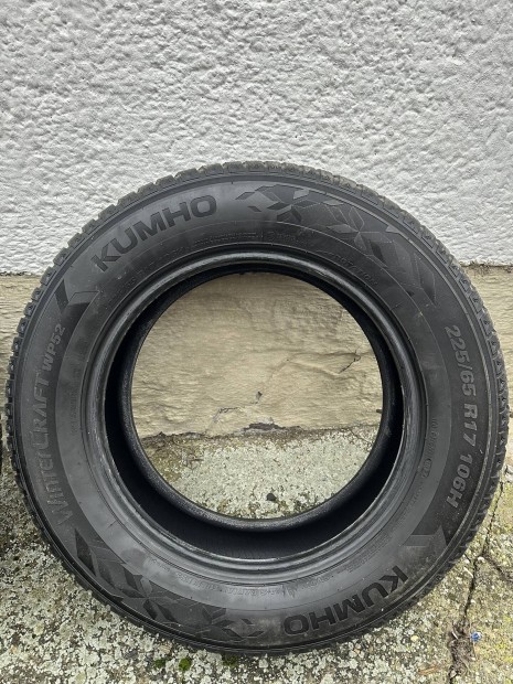 Kumho 225/65 r17 t�ligumi