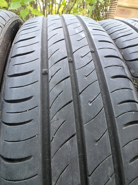Kumho Ecowing 185/60R15 nyarigumi