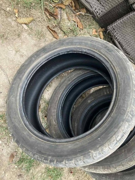 Kumho Ecsta 225/45 R17 91W DOT 3722