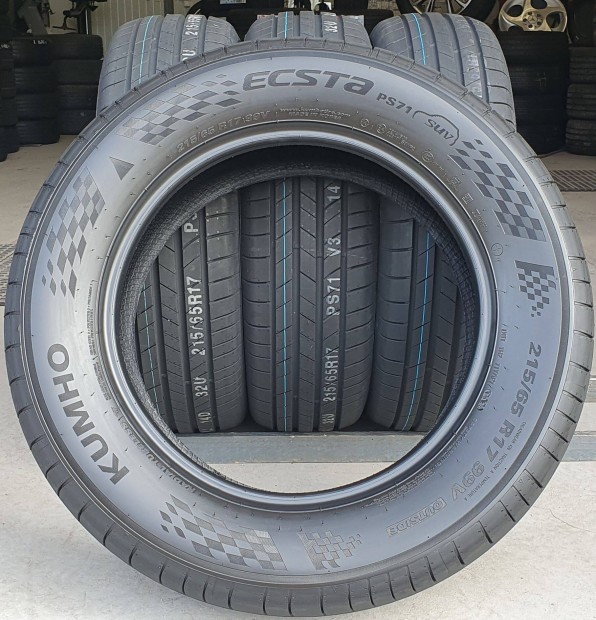 Kumho Ecsta PS71 SUV 215/65 R17 �j/dem� ny�ri gumi 4db 2025. /G458
