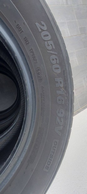 Kumho Ecsta PS71 nyri gumi 205/60 r16