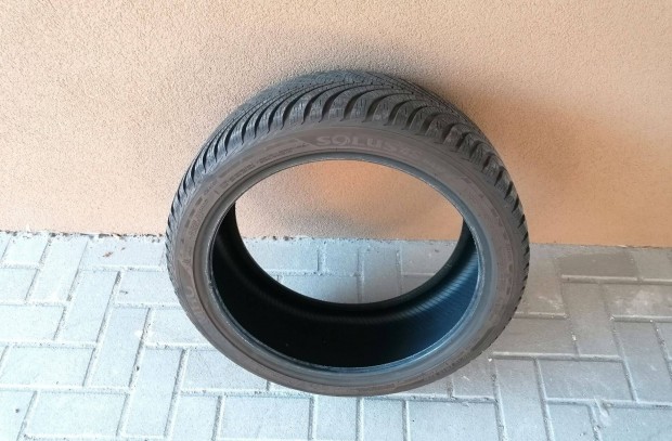 Kumho Solus 4S 4 �vszakos gumi, gumiabroncs 225/40 ZR18 - 1 db