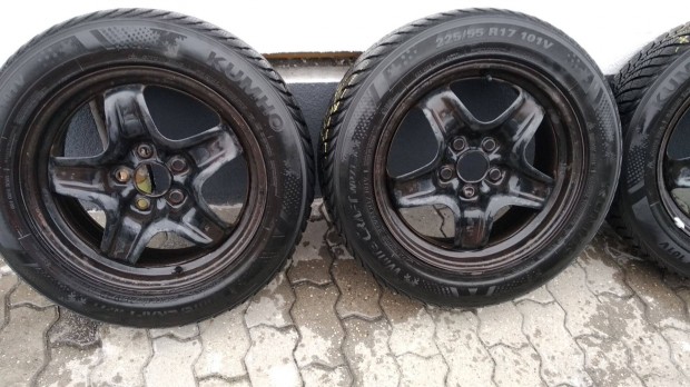Kumho Wintercraft 225/55 R17 téligumi