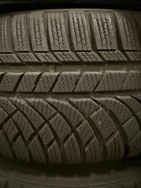 Kumho Wintercraft WP72 235/45 R19 99V - 40.000.-Ft /db