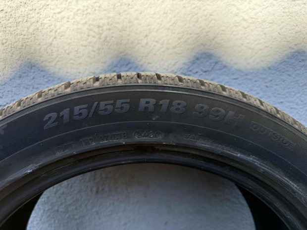 Kumho Wintercraft tli gumi szett 215/55R18
