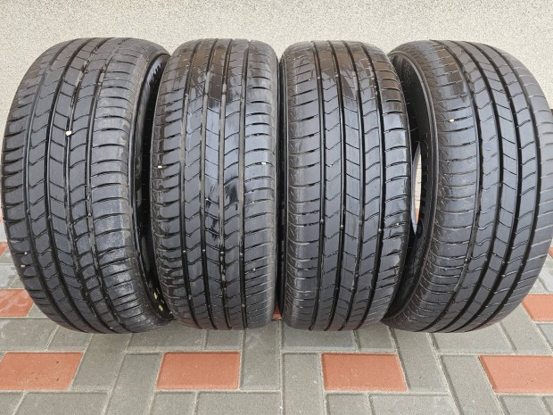 Kumho ecsta hs52 215/55 r18 nyri gumi