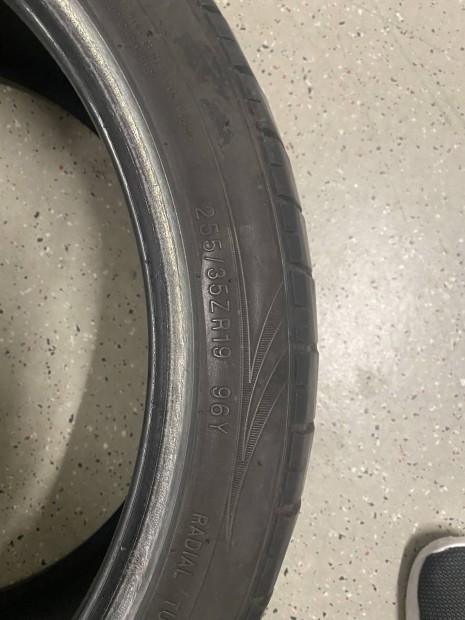 Kumho ecsta le sport nyri gumi 2 db