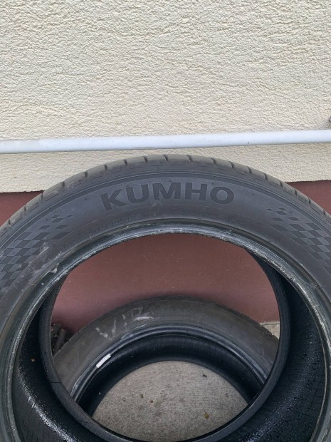 Kumho nyri gumi 2 db 