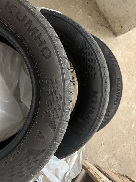 Kumho nyári gumi