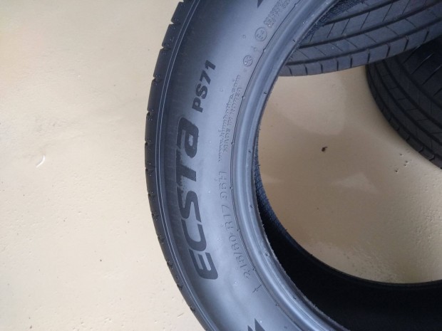 Kumho nyri gumi garnitra