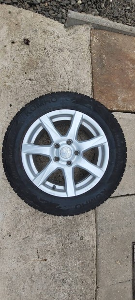 Kumho tli gumi alufelnivel 215/60R16 (Honda Hrv-re)