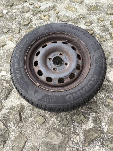 Kumho tli gumi felnin 185/65 R14