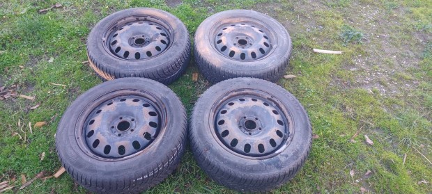 Kumho t�li gumik lemezfelnivel