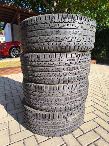 Kumho téligumi 235/55r17