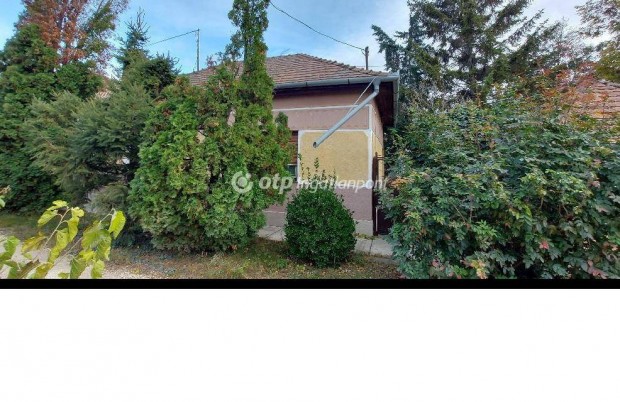 Kunszentm�rtoni 74 nm-es h�z elad� #5086600