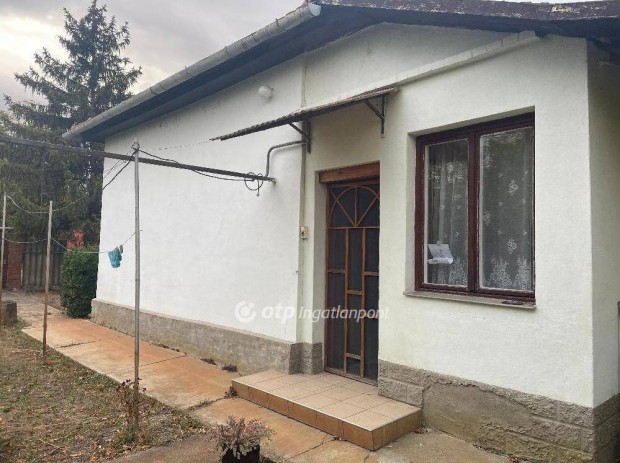 Kunszentm�rtoni elad� 70 nm-es h�z #5086601