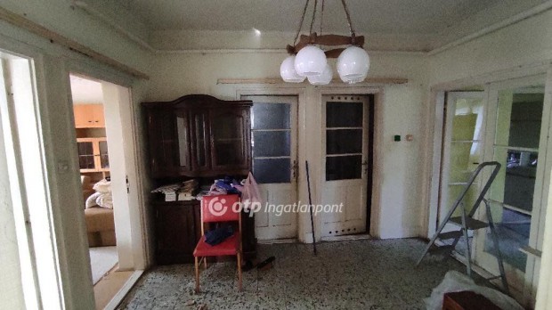 Kunszentm�rtoni elad� 97 nm-es h�z