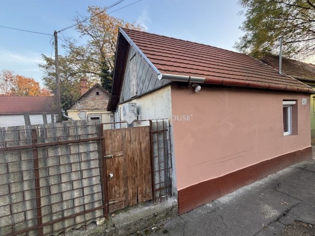 Kunszentmikl�si 36 nm-es h�z elad�