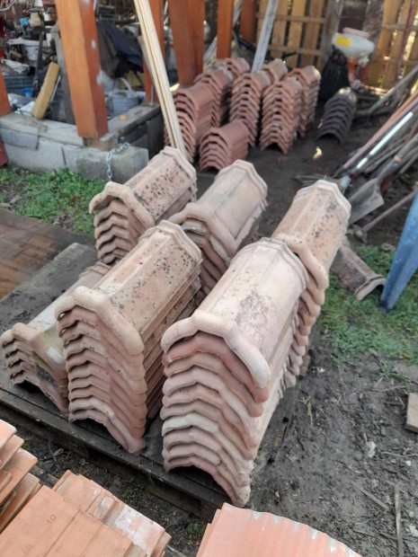 Kupcser�p 55db kit�n� �llapotban elado.Sz�llit�s megoldhato.