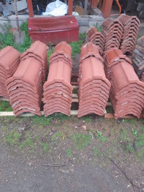 Kupcser�p b�k�scsabai 100db kit�n� �llapotban elado. 