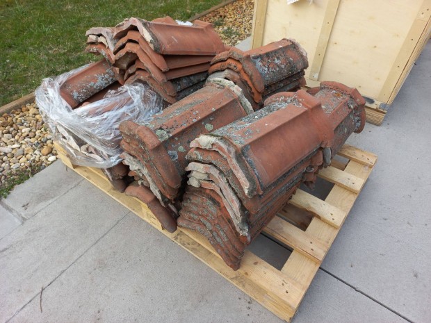 K�pcser�p elad�