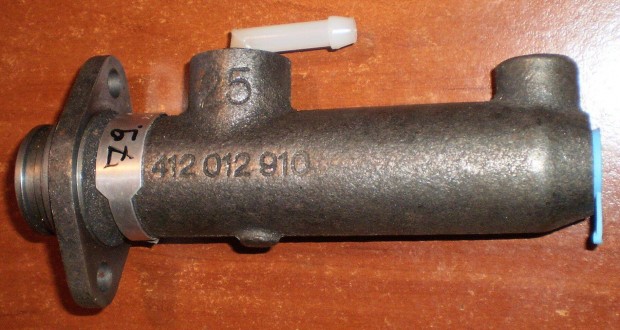 Kuplung munkahenger j