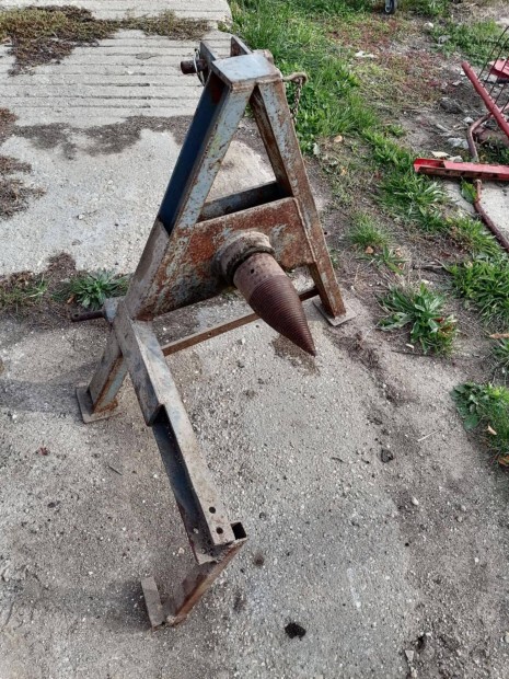 Kúpos méterfa hasító