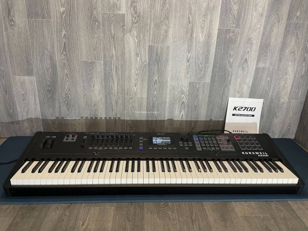 Kurzweil-K2700, jszer llapot. 985.000 Ft