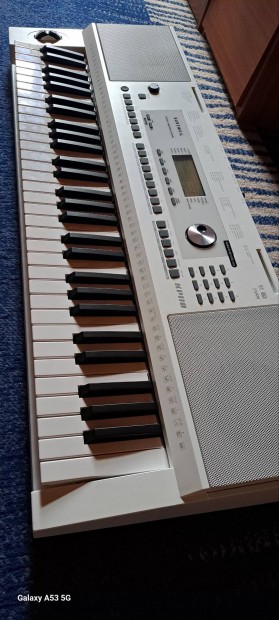 Kurzweil KP110 szintetiztor