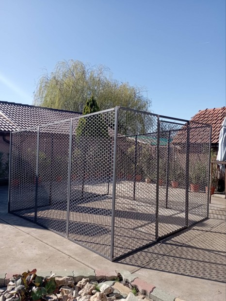 Kutya kennel lemezbl (3*3m)