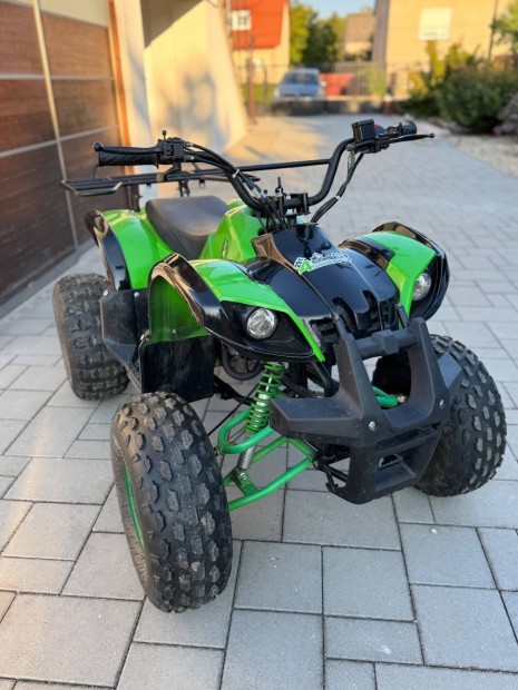 Kxd 006 Quad eladó
