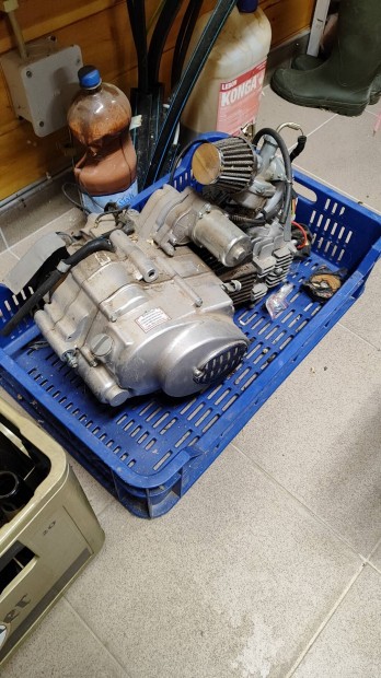 Kxd 008 Quad motor 125cc