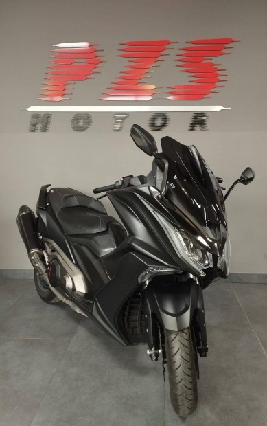 Kymco AK 550 Akrapovic