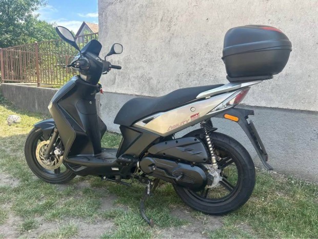 Kymco Agility City 125 robogó motor