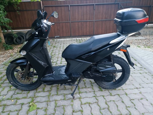 Kymco Agility City 4T robog 