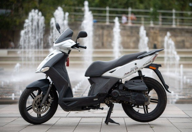 Kymco Agility City (50-es, feljtott)