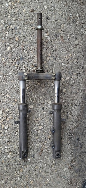 Kymco Agility City els� komplett villa