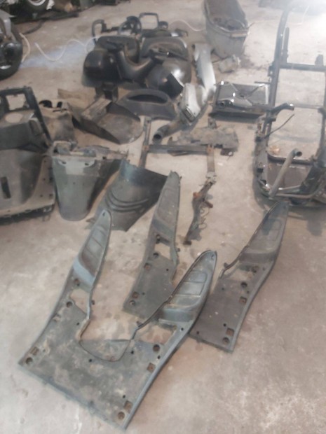 Kymco Dink alkatrszek