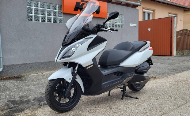 Kymco Downtown 300 Garancival