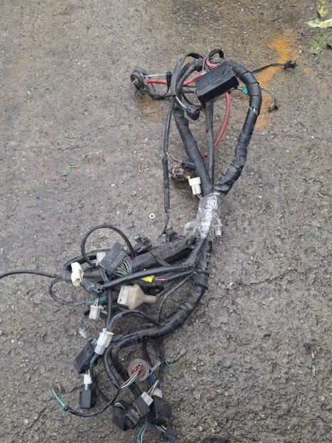 Kymco Downtown 300 i kbelkteg