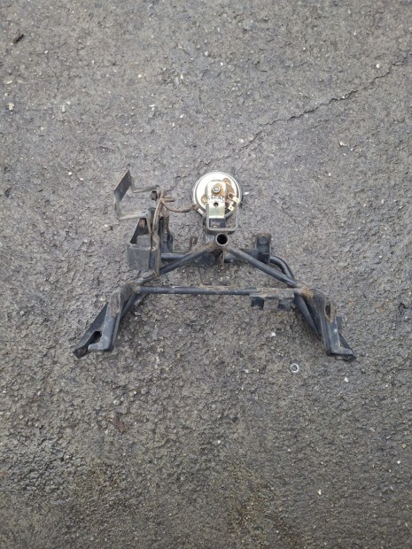 Kymco Downtown fejidomtart konzol