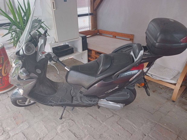 Kymco GRAND DINK 250