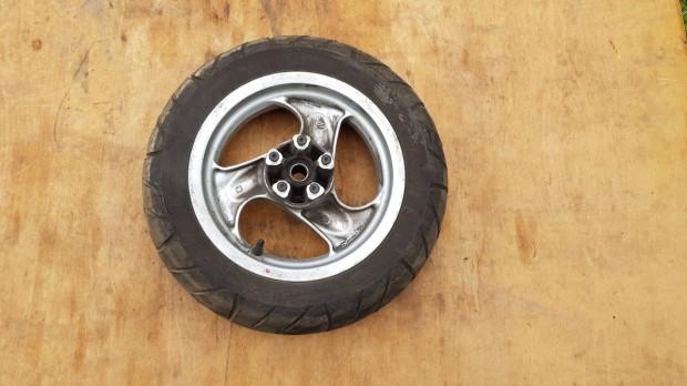 Kymco Grand Dink 250 h�ts� ker�k