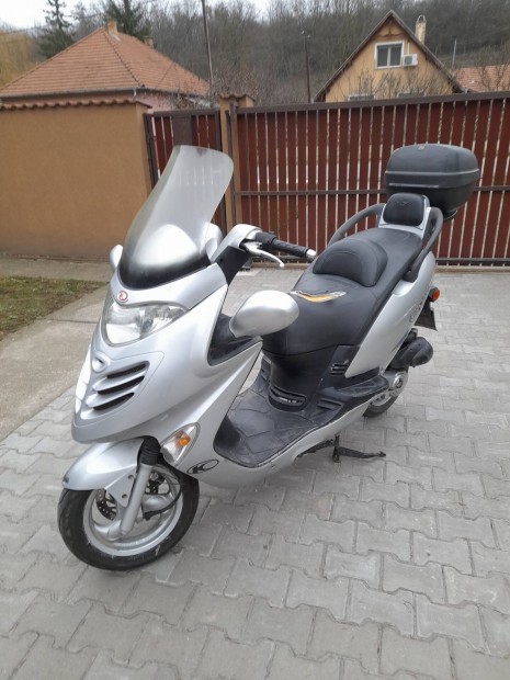 Kymco Grand Dink 50