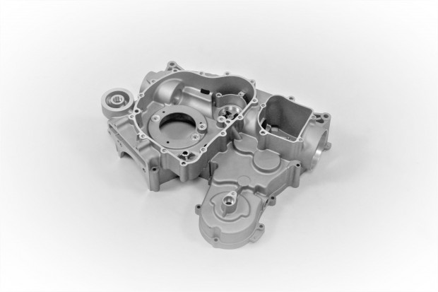 Kymco MXU 500/550 1110A-LDB5-E00 bal és jobb oldali motorkarter