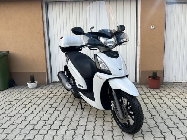 Kymco People GT 200