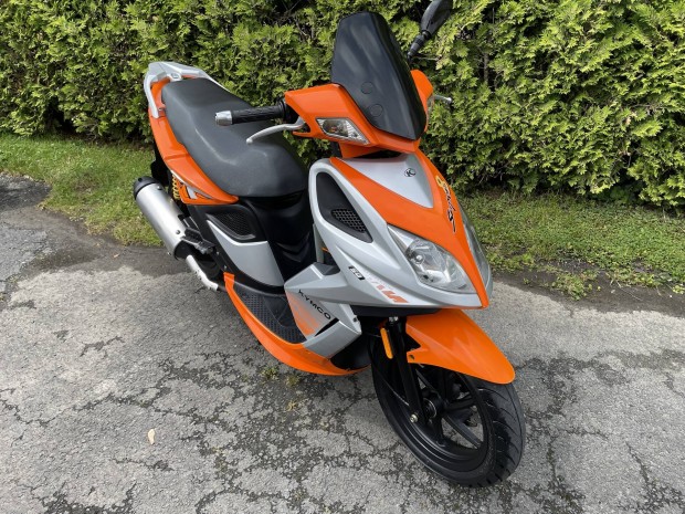 Kymco Super8 ngytem motorblokkal 9500Km !